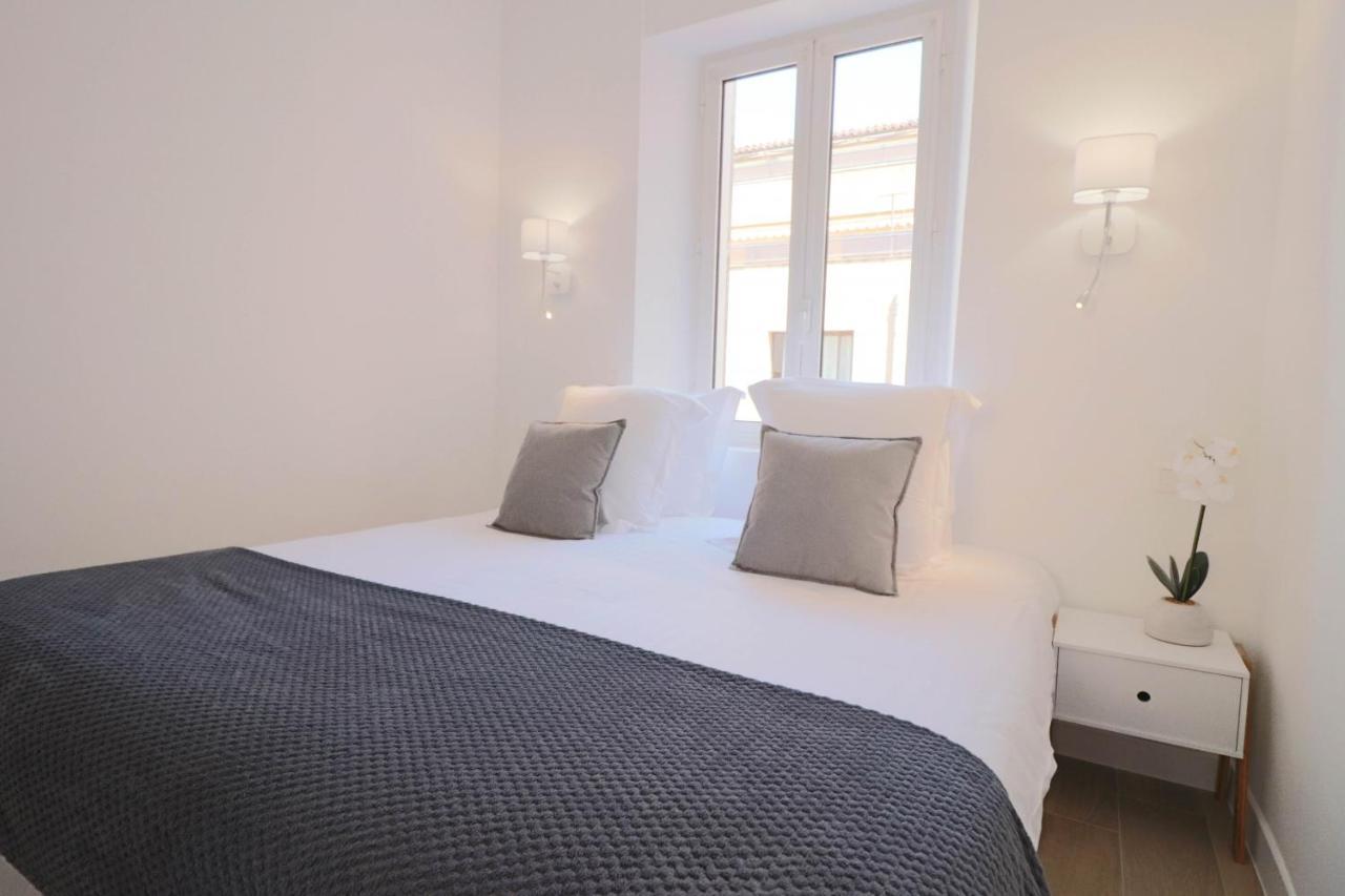 Napoleon Luxurious Renovated 1min From Palais Appartement